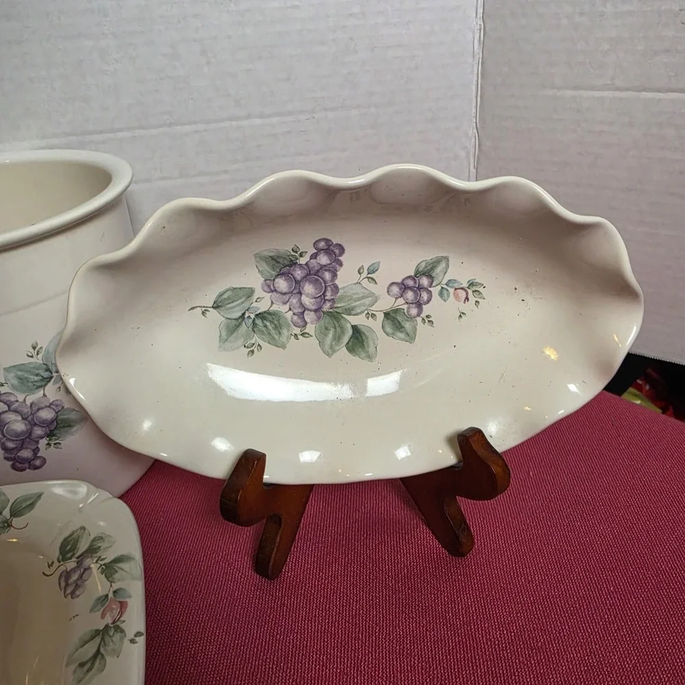 Vintage Pfaltzgraff Grapevine Embossed  Utensil Holder, Relish Dish, Square Bowl